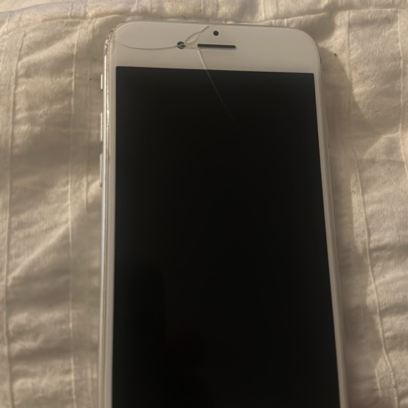 iphone 7 silver - Picture 3 of 3